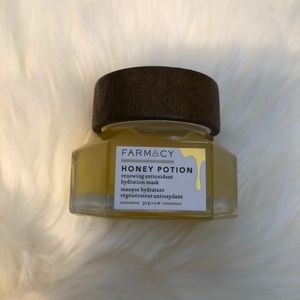 Farmacy Honey Potion